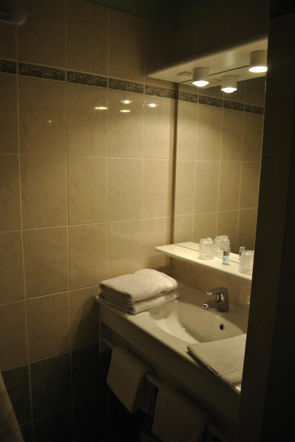 Hotel Auberge De La Nauze Sagelat Room photo